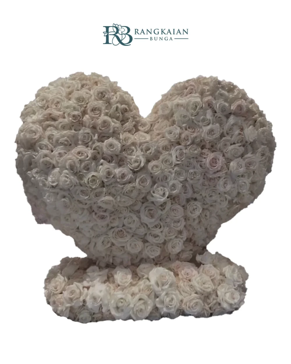 Love in Bloom 600 Stems White Roses