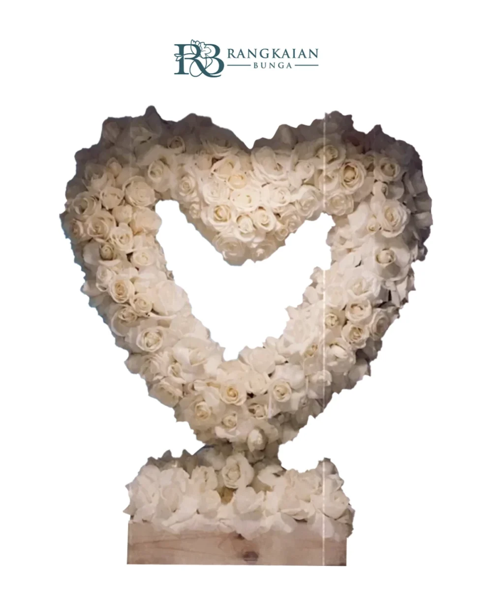 Love in Bloom 280 Stems White Roses